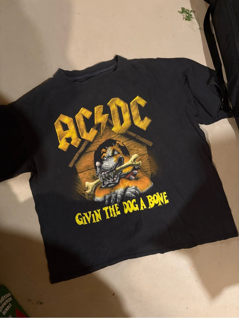Vintage Single Stitch AC/DC Black Graphic Tee with Yellow Band Logo